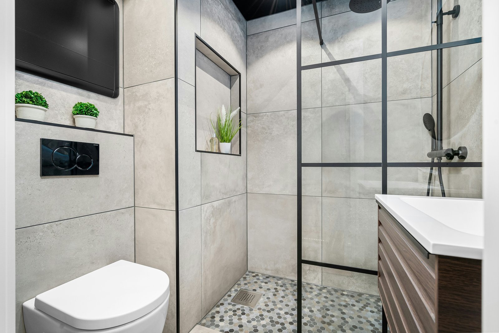 Duschabfluss im Badezimmer