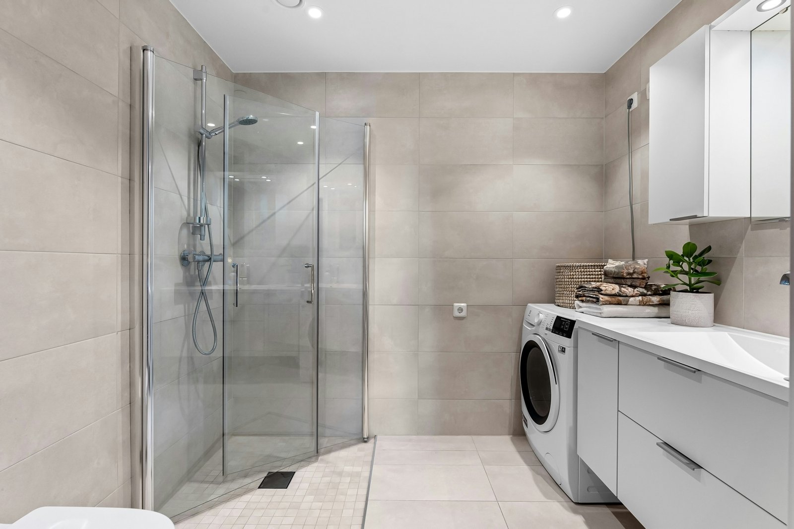Duschabfluss im Badezimmer