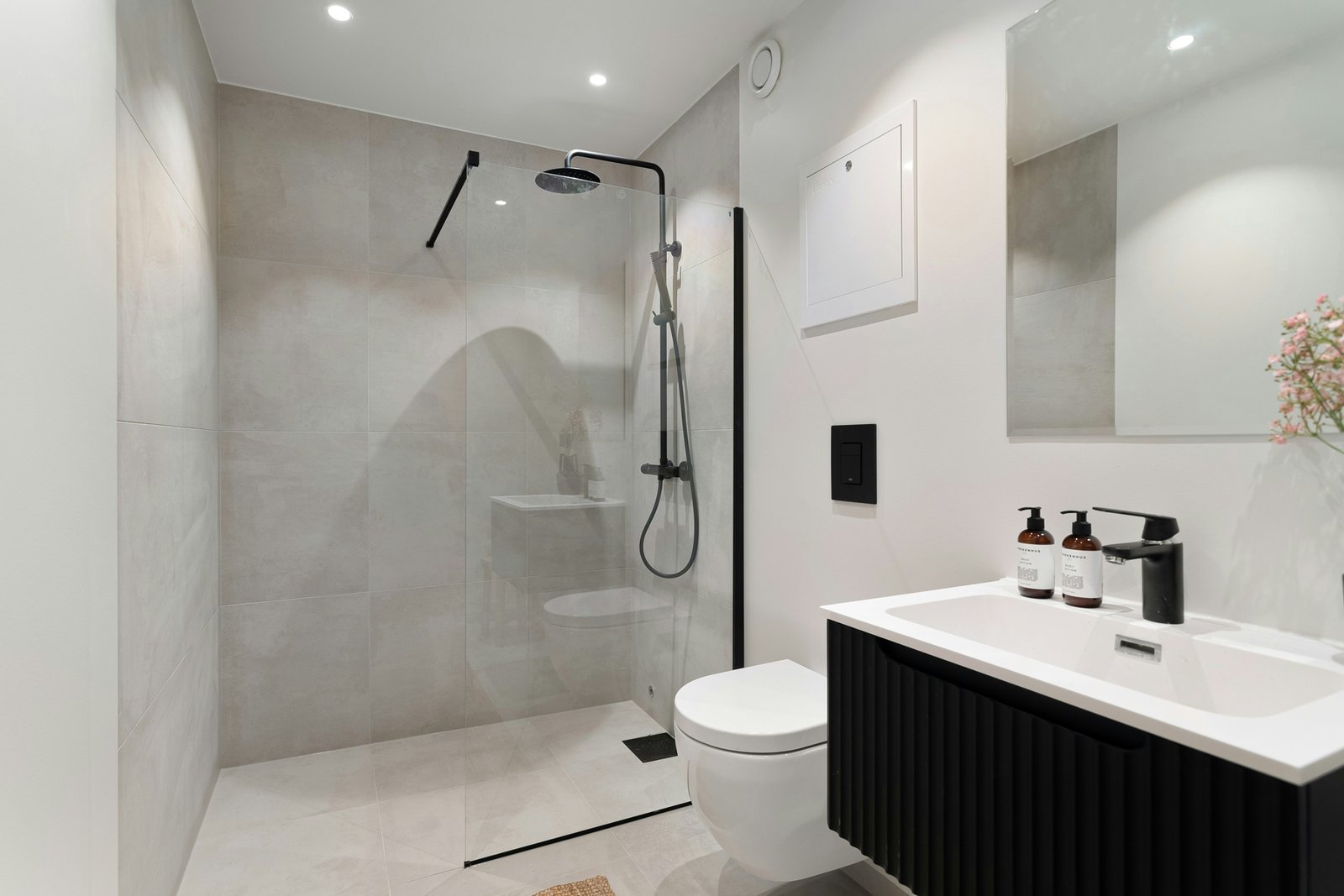 Duschabfluss im Badezimmer